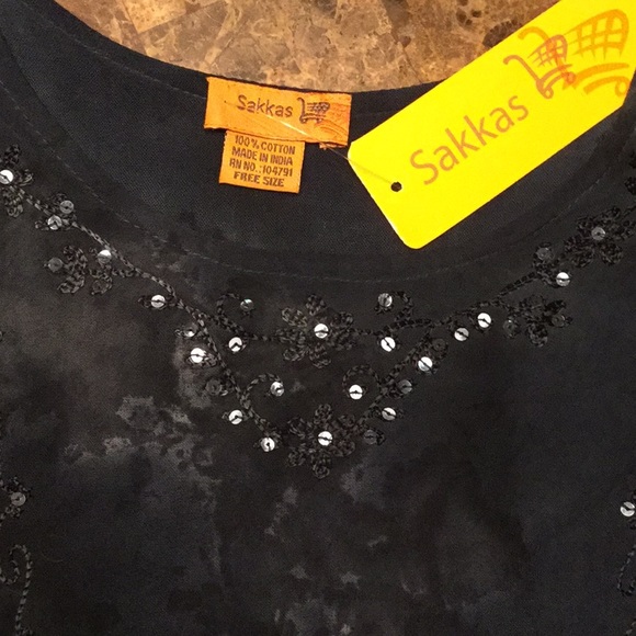 Tie Dye Lace/Sequin Embroidered Tunic/Cover Up. - Picture 3 of 9